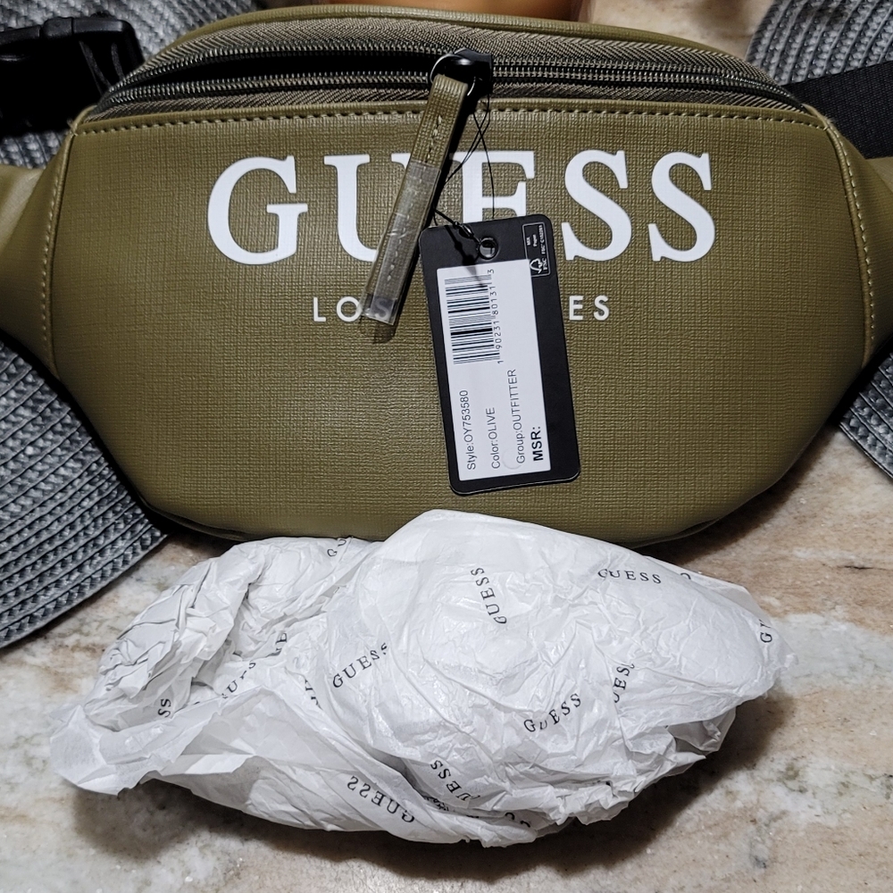 Guess - Picture 2 of 3